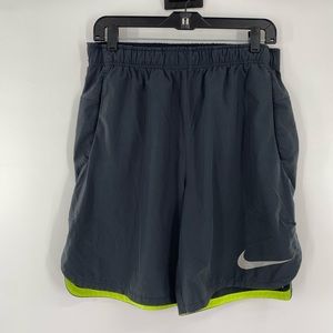 EUC! Nike Dri- fit Athletic Shorts Size Medium Inseam 9”